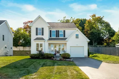 195 Clinton Ave, Stratford, CT 06614