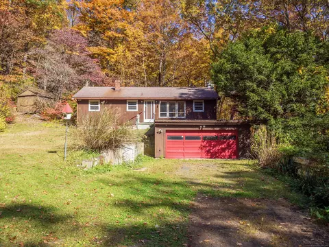 41 Dogwood Dr, Ridgefield, CT 06877