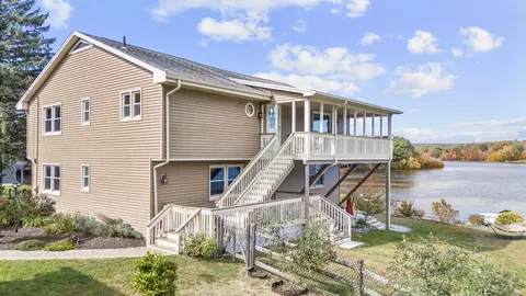 261 E Haddam Colchester Tpke, East Haddam, CT 06423