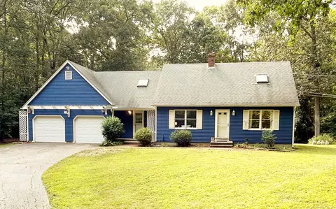 297 Clubhouse Rd, Lebanon, CT 06249