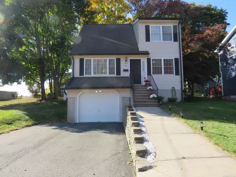 98 Homestead Ave, Naugatuck, CT 06770