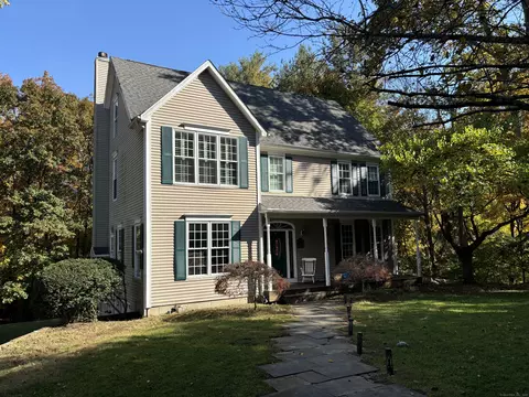 6 Silver River Ct, Norwalk, CT 06850