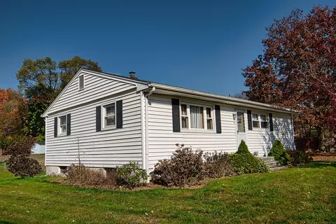 5 Milhaven Dr, West Haven, CT 06516