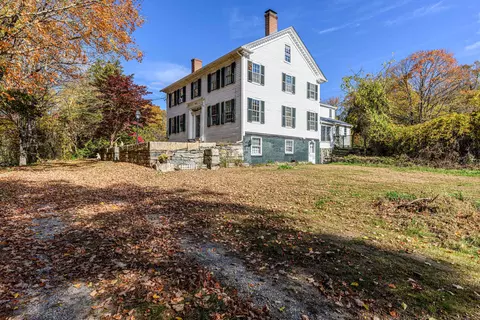 7 Rose Hill Rd, Preston, CT 06365