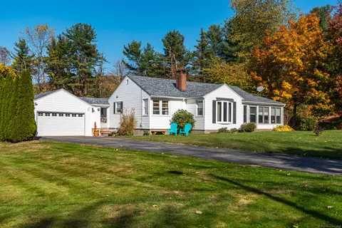 44 Parker Rd, Meriden, CT 06450