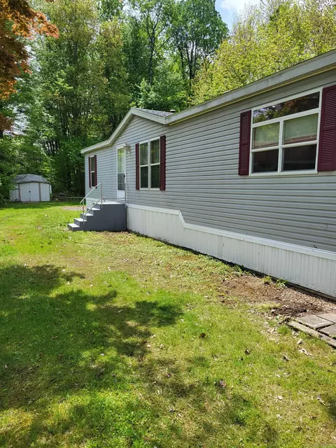 3 Ice House Rd, Stafford Springs, CT 06076