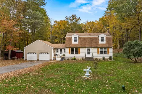 52 Oriole Rd, East Haddam, CT 06423
