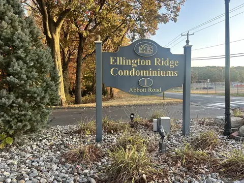 1 Abbott Rd #189, Ellington, CT 06029