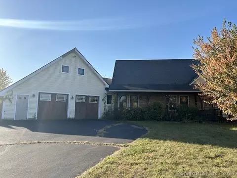 435 S Grand St, Suffield, CT 06093