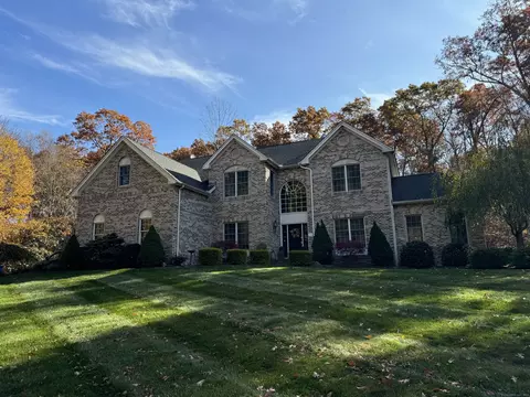 58 Eastham Bridge Rd, East Hampton, CT 06424