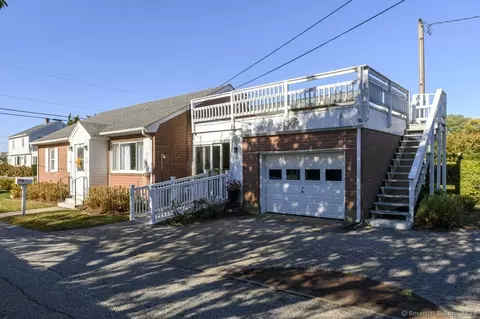 24 W Shore Dr, Old Saybrook, CT 06475