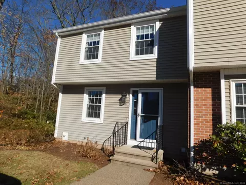 175 Berlin Ave #13, Southington, CT 06489