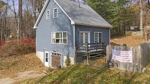 55 Circle Dr, Ashford, CT 06278