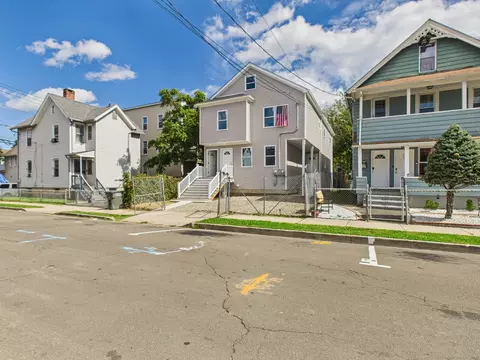 438 Park St, Bridgeport, CT 06608