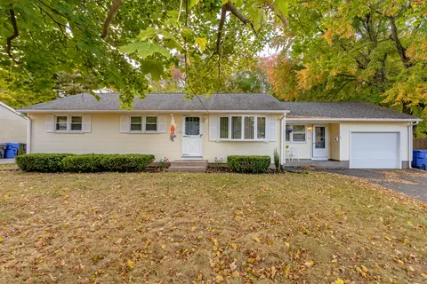 14 Alaimo Dr, Enfield, CT 06082