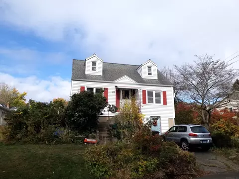 10 Jameson St, Milford, CT 06461