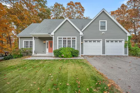 25 Saint Ronan Rd, Hebron, CT 06231