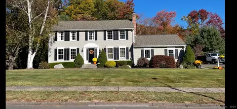 125 Burgundy Dr, Berlin, CT 06037