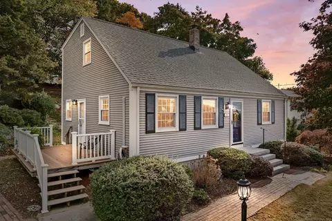 290 Virgo Dr, Groton, CT 06340