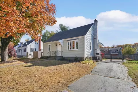 45 Salem Rd, East Hartford, CT 06118