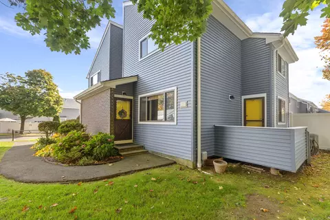 213 Shagbark Dr #213, Derby, CT 06418