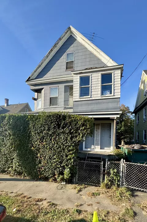 25-27 Columbia St, Bridgeport, CT 06604