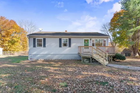 8 Blueberry Ln, Lisbon, CT 06351