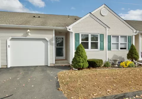 613 Overlook Path #613, Southington, CT 06489