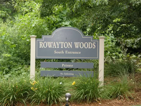 151 Rowayton Woods Dr #151, Norwalk, CT 06854