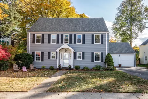 43 Mountain View Dr, West Hartford, CT 06117