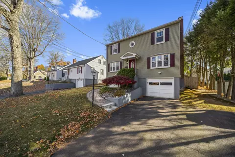 261 Pearl St, Enfield, CT 06082