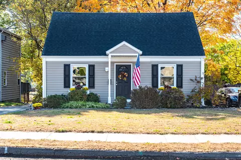 51 Bolton St, Hartford, CT 06114