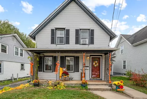 33 Prospect St, Norwich, CT 06360