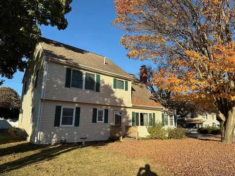 33 Seacrest Rd, Old Saybrook, CT 06475