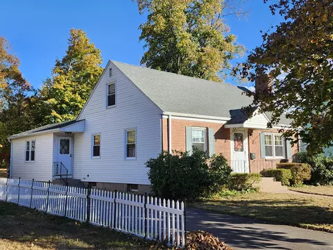 21 Mccann Dr, Manchester, CT 06040