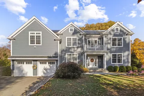 37 Old Well Rd, Stamford, CT 06907