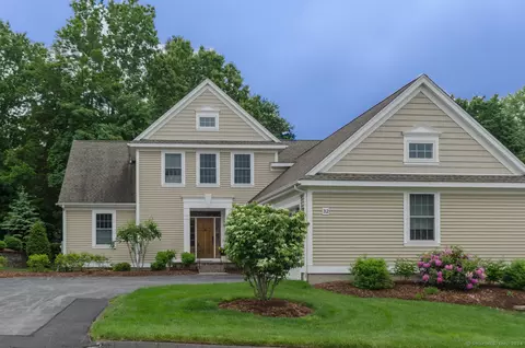 32 Tryon Farm Rd #32, Glastonbury, CT 06073