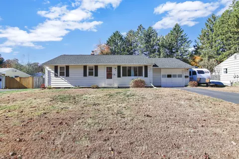 5 James St, Enfield, CT 06082