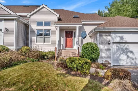 151 Summerfield Gdns #151, Shelton, CT 06484