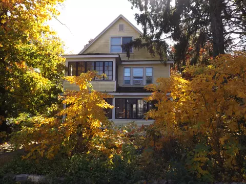 463 Highland Ave, Stratford, CT 06614
