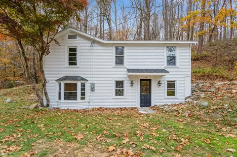 28 Norwich Rd, East Haddam, CT 06423