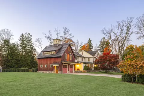 162 Branchville Rd, Ridgefield, CT 06877