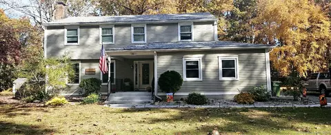 36 Stage Coach Rd St, Windsor, CT 06095