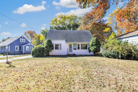 1127 Nichols Ave, Stratford, CT 06614