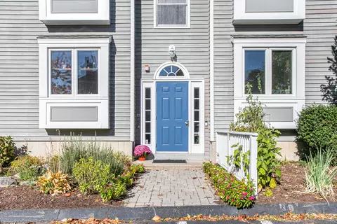 30 Elder St #30, Milford, CT 06460