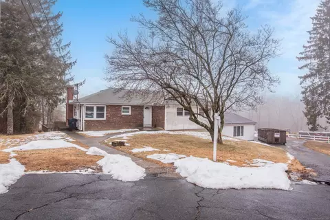 20 Barry Rd, Plymouth, CT 06782