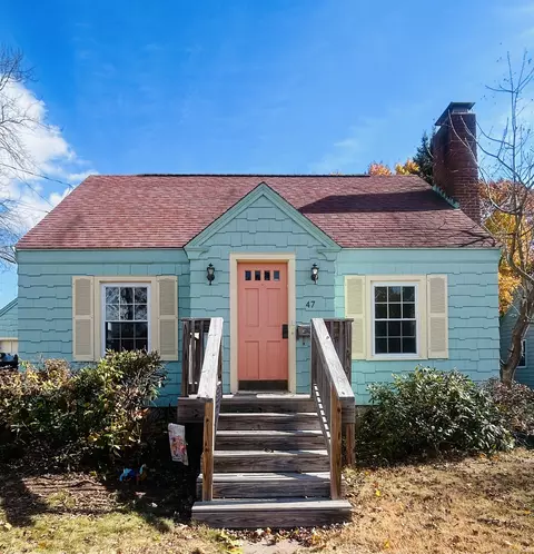 47 Campfield Rd, Manchester, CT 06040