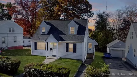 42 Madison Ave, Waterbury, CT 06706