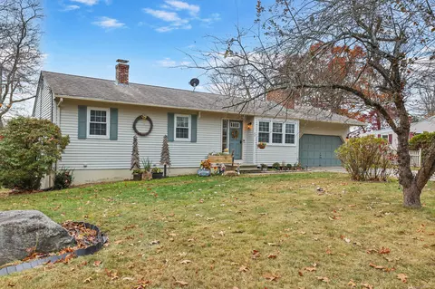 50 North St, Putnam, CT 06260