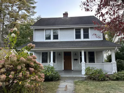 10 Jackson St, Greenwich, CT 06807
